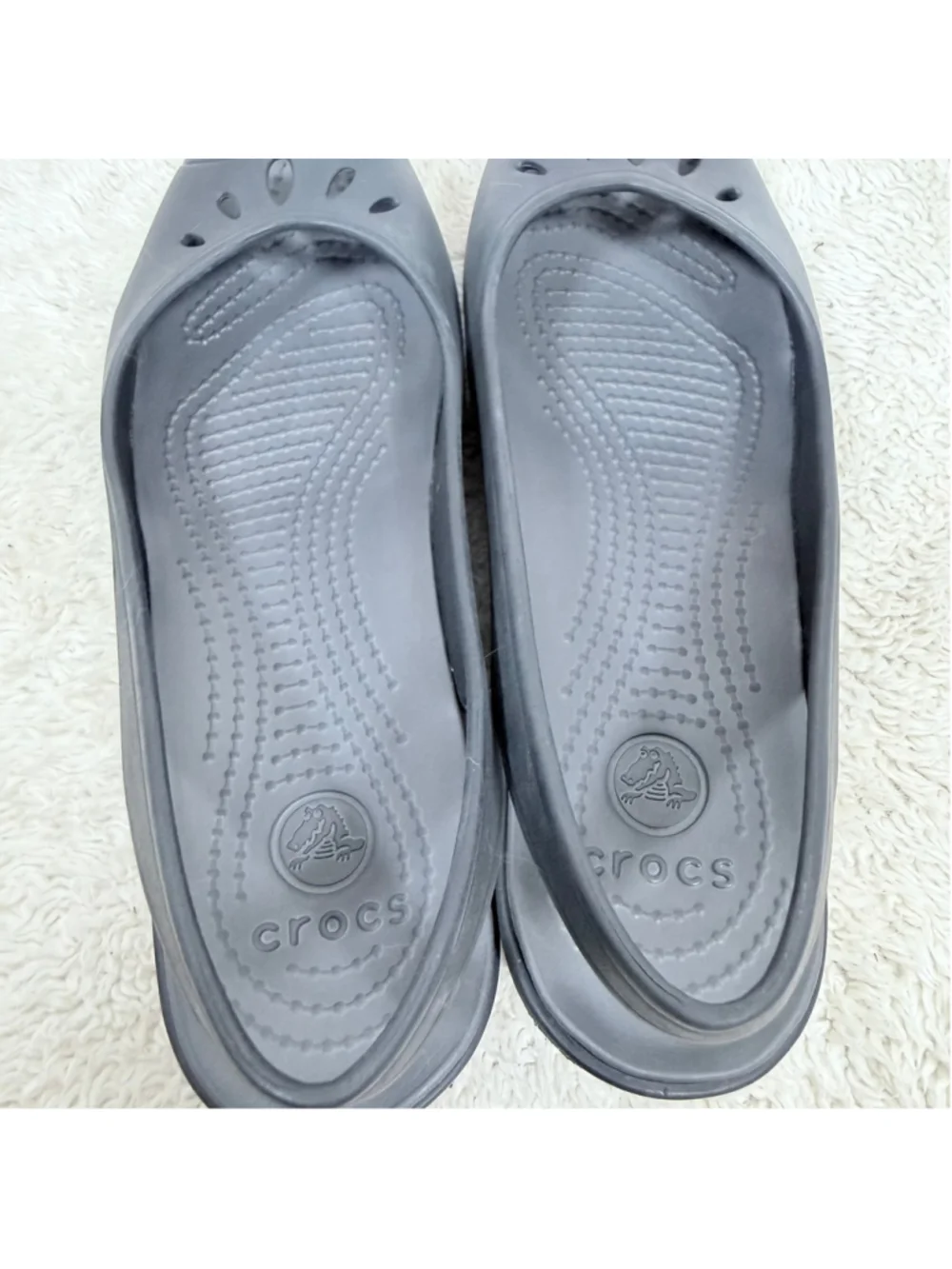 Crocs Mabyn Black Slingback Wedge Low Heel Sandal Peep Toe Travel Comfort Size 8
